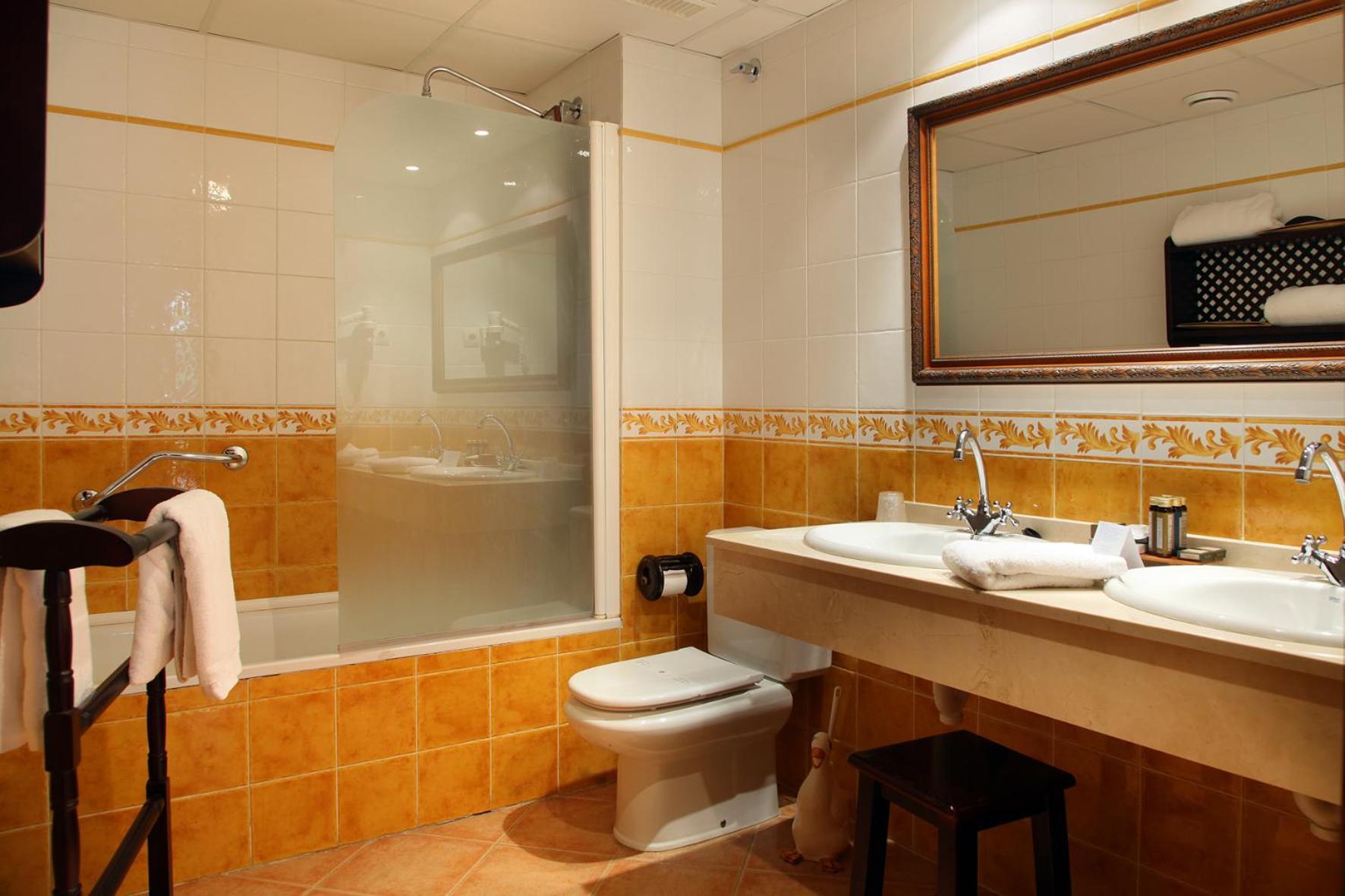 Hosteria De Guara Bierge Bagian luar foto